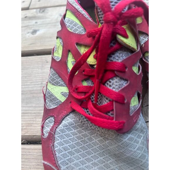 Nike Free Run2 Men's Sneakers Shoes Size 9.5 Lace Up Running Trainers Gray/Red - Picture 2 of 10